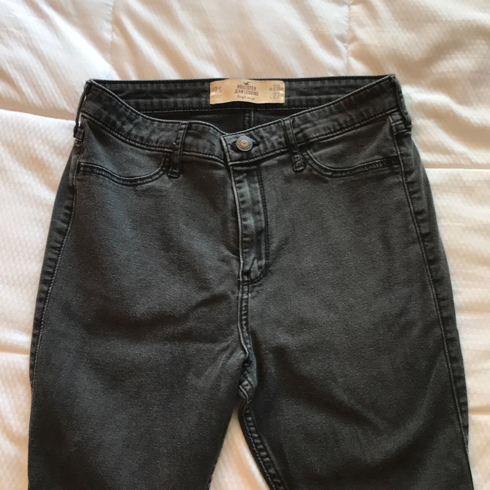 Hollister jeans